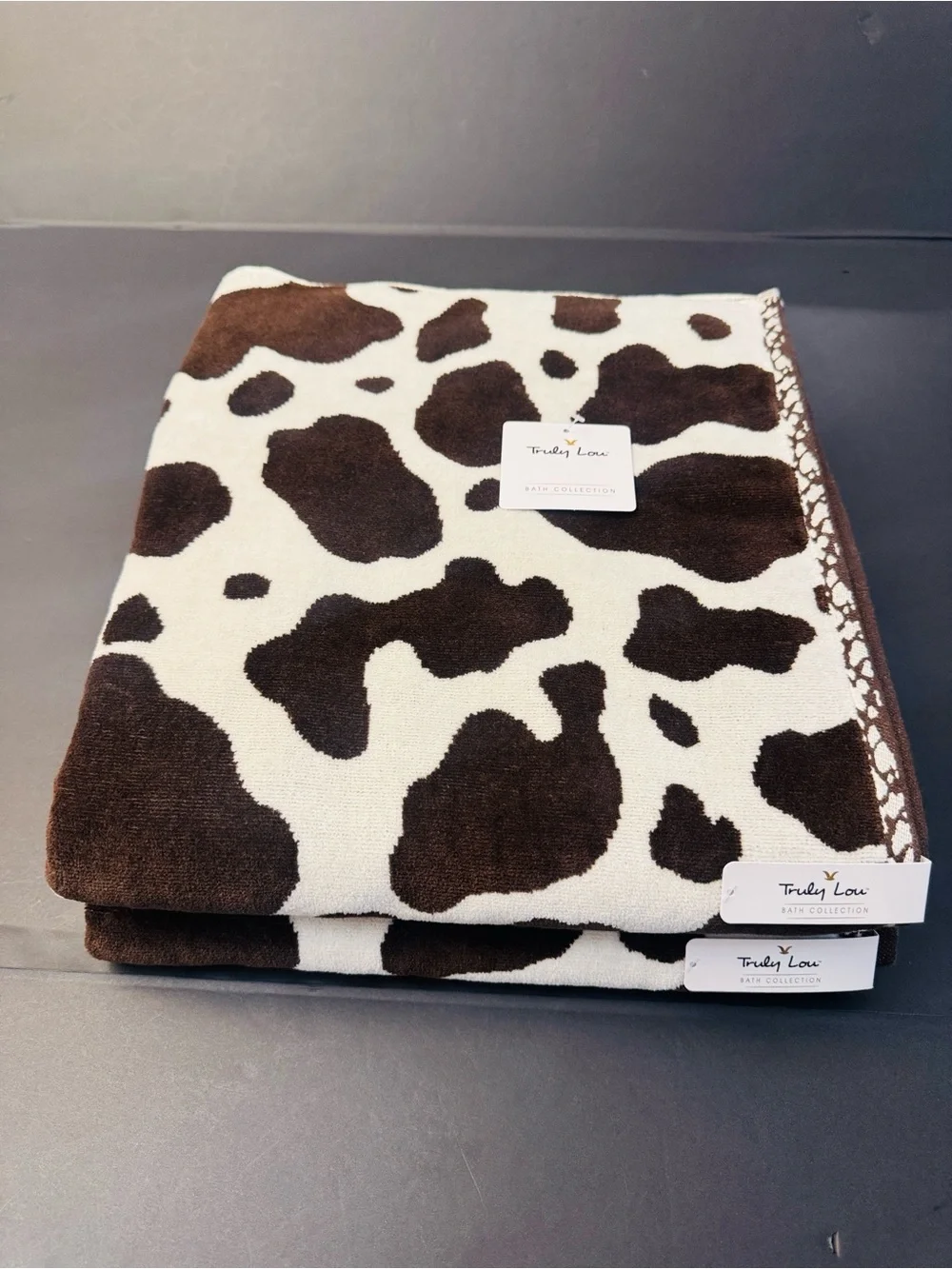 4pc TRULY LOU Bath Towel Set - Cotton Velour - Cow Print - Hot Fudge-Br/OffWhite